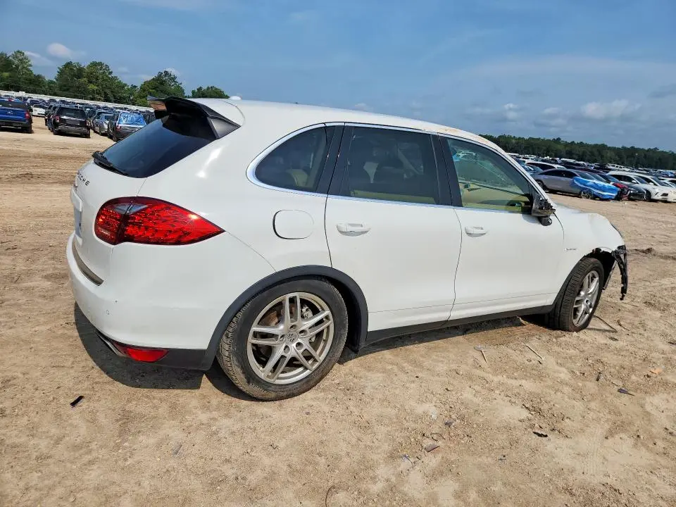 2014 PORSCHE CAYENNE S HYBRID  