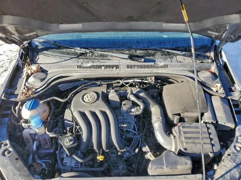 2015 VOLKSWAGEN JETTA BASE  