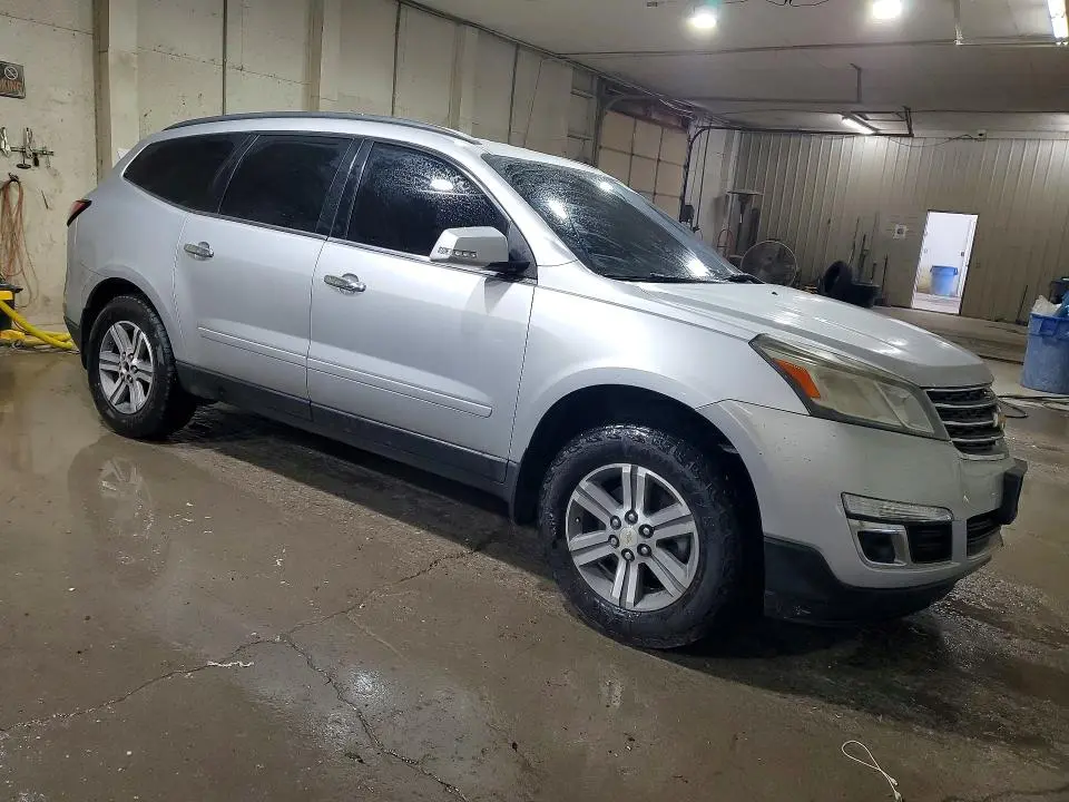 2015 CHEVROLET TRAVERSE LT  