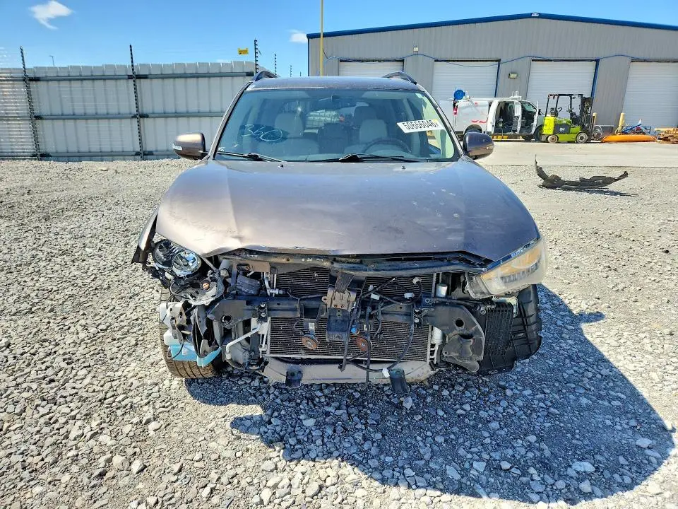 2012 MITSUBISHI OUTLANDER SE  