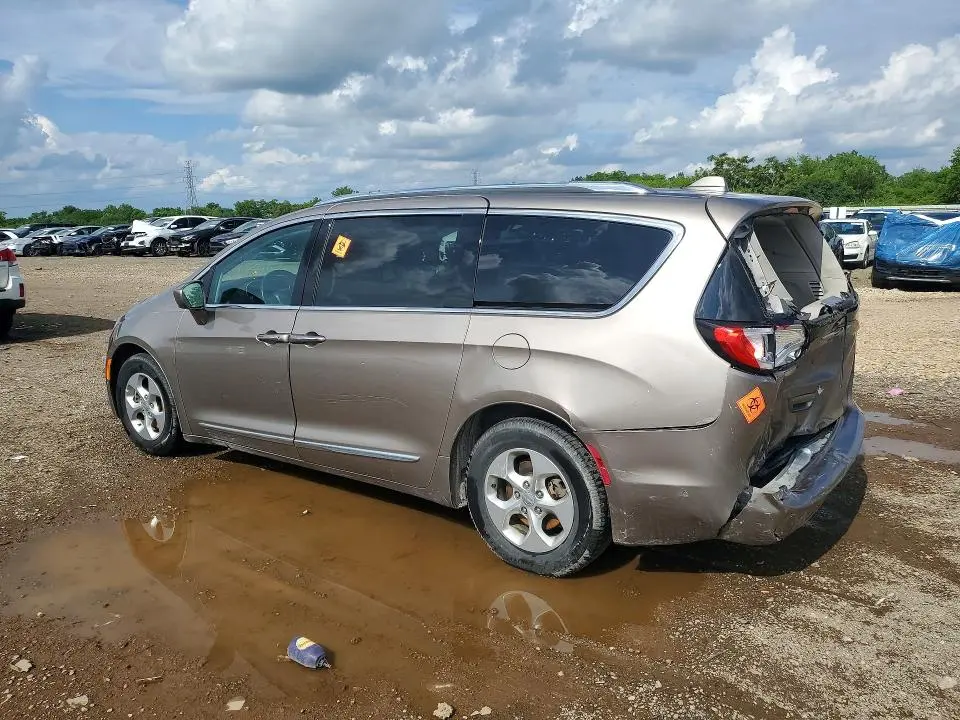 2017 CHRYSLER PACIFICA TOURING L PLUS  
