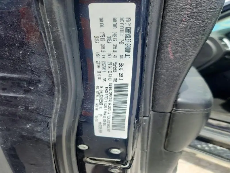 2013 DODGE DURANGO SXT  