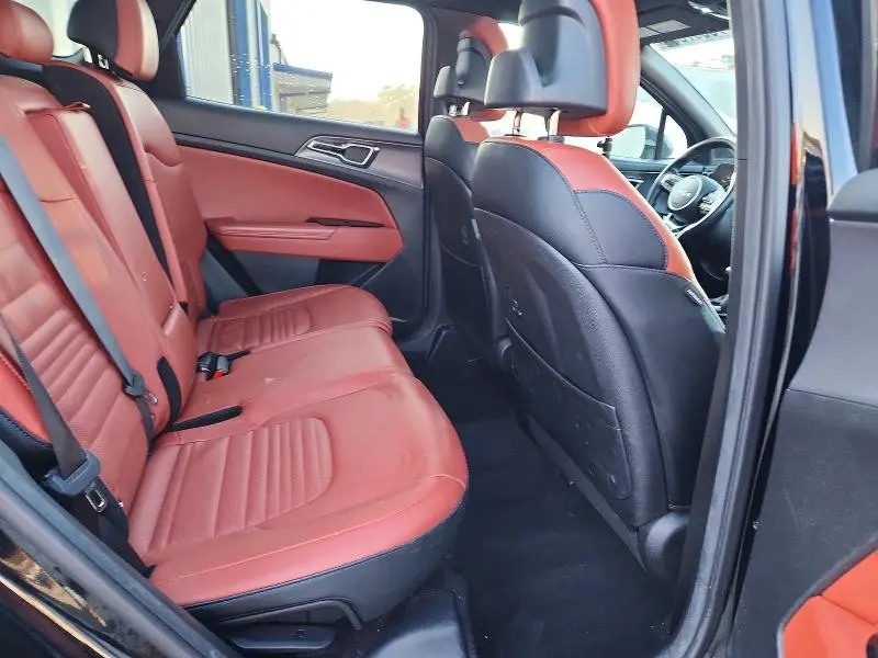 2023 KIA SPORTAGE SX  