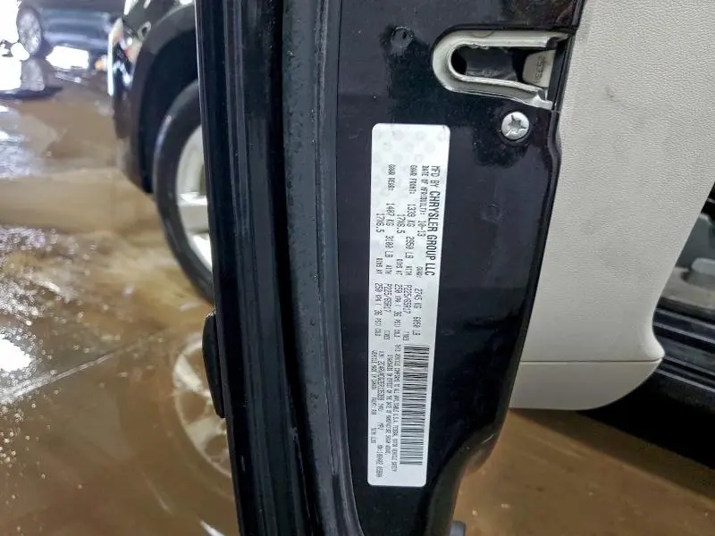 2014 VOLKSWAGEN ROUTAN SEL PREMIUM  