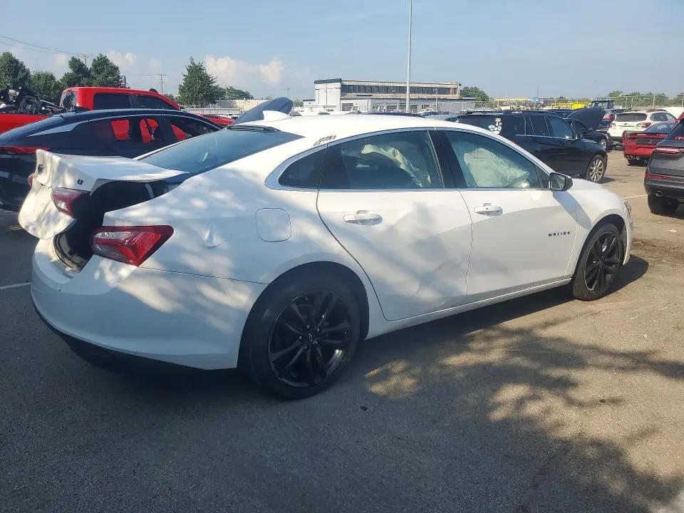 2022 CHEVROLET MALIBU LT  