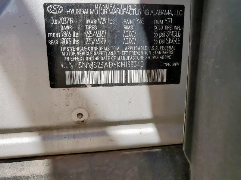 2019 HYUNDAI SANTA FE SE  