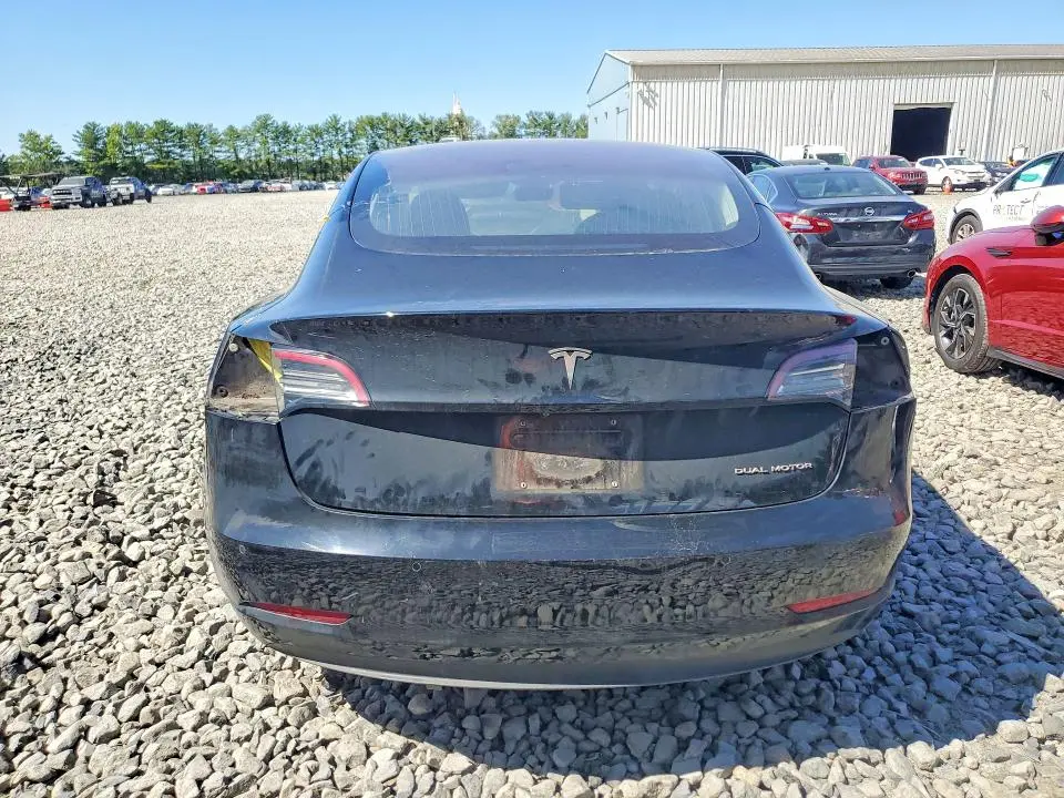 2018 TESLA MODEL 3   