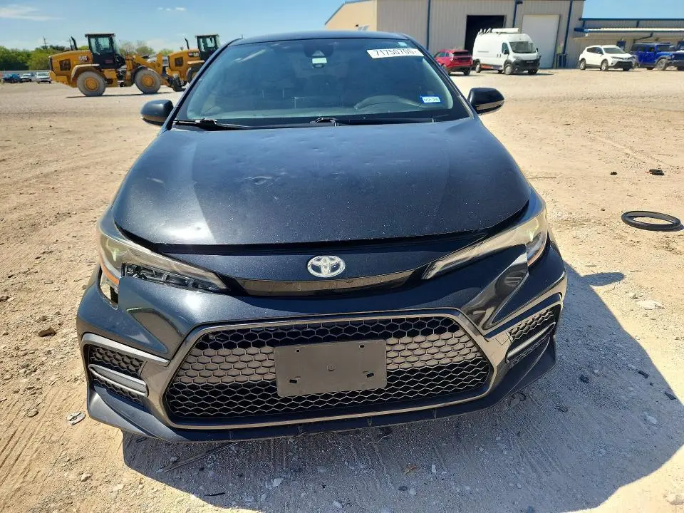 2020 TOYOTA COROLLA SE  