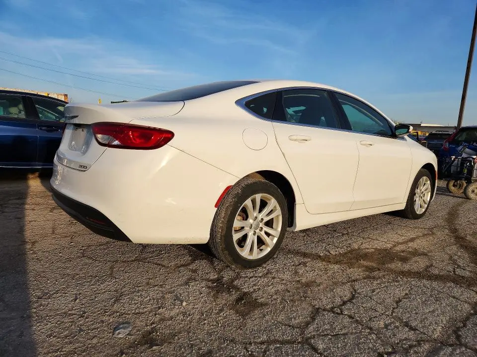 2017 CHRYSLER 200 LX  