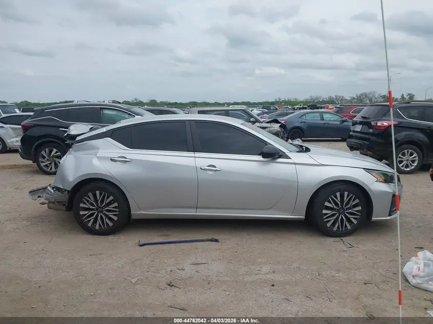 2024 NISSAN ALTIMA SV FWD