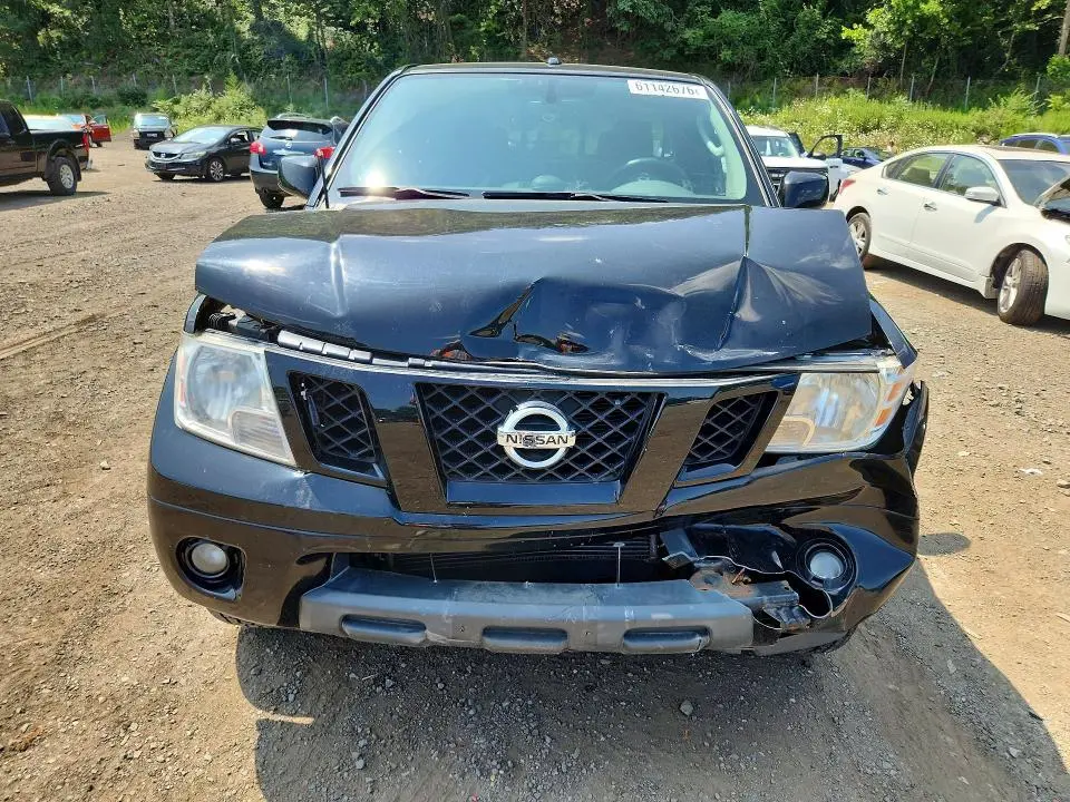 2011 NISSAN FRONTIER SV V6  