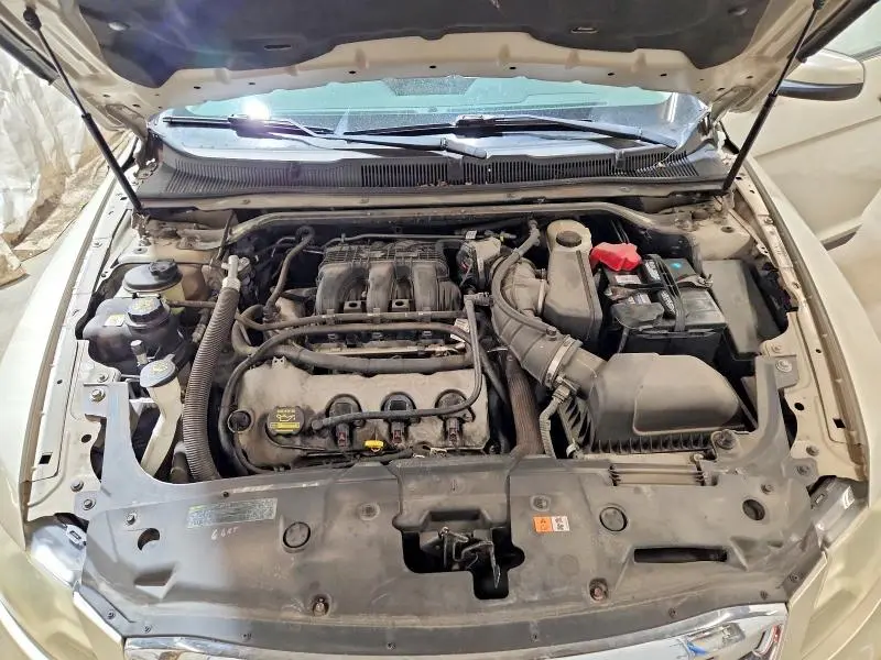 2011 FORD TAURUS SEL  