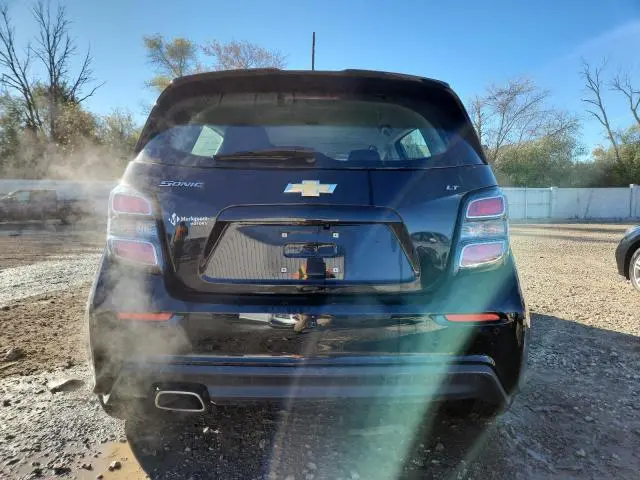 2017 CHEVROLET SONIC LT  