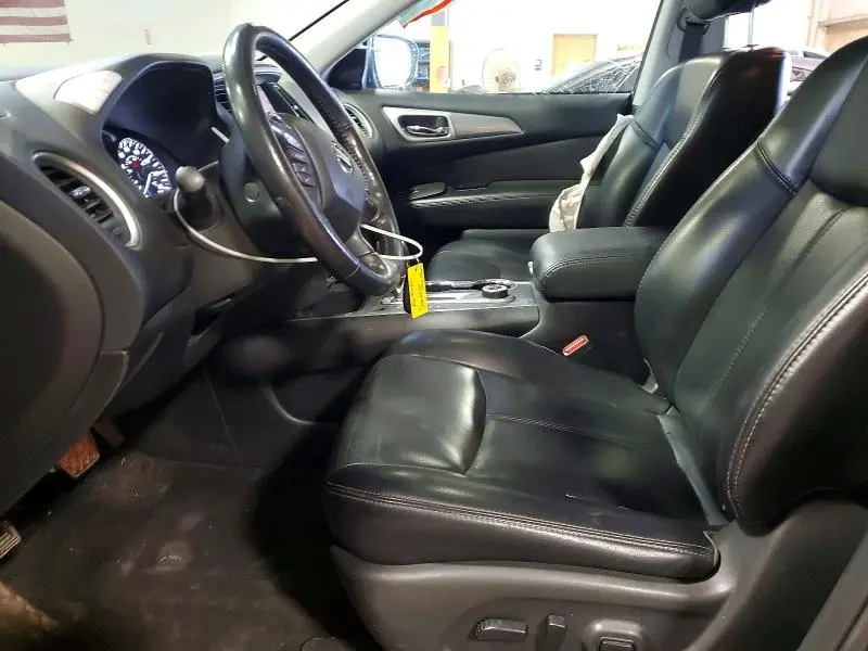 2019 NISSAN PATHFINDER SL  