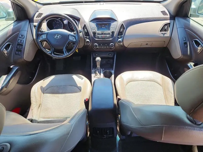 2015 HYUNDAI TUCSON SE  