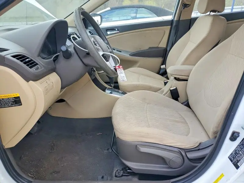 2013 HYUNDAI ACCENT GLS  