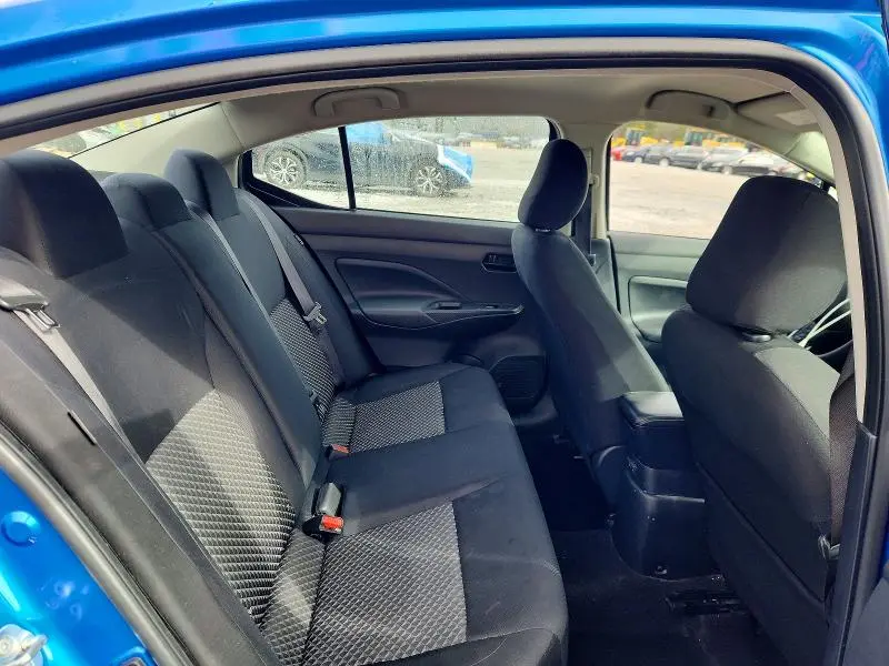 2020 NISSAN VERSA S  
