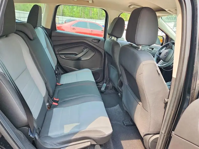 2017 FORD ESCAPE S  