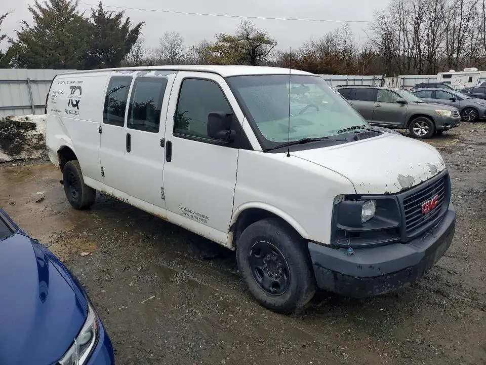 2011 GMC SAVANA G3500  