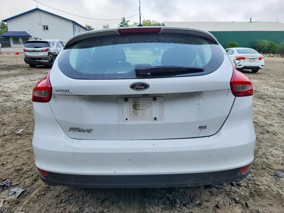 2018 FORD FOCUS SE  