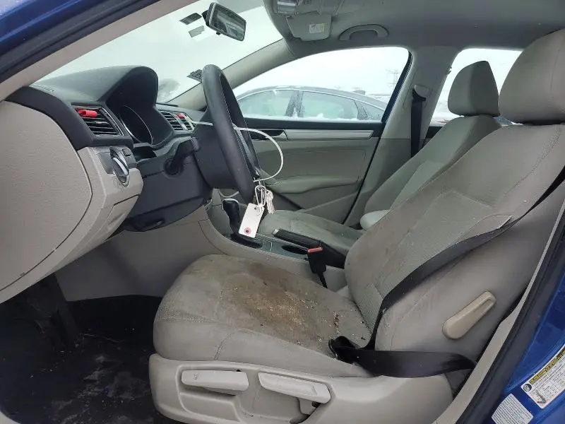 2016 VOLKSWAGEN PASSAT S  