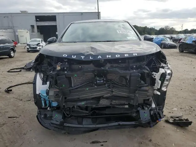 2025 MITSUBISHI OUTLANDER SE