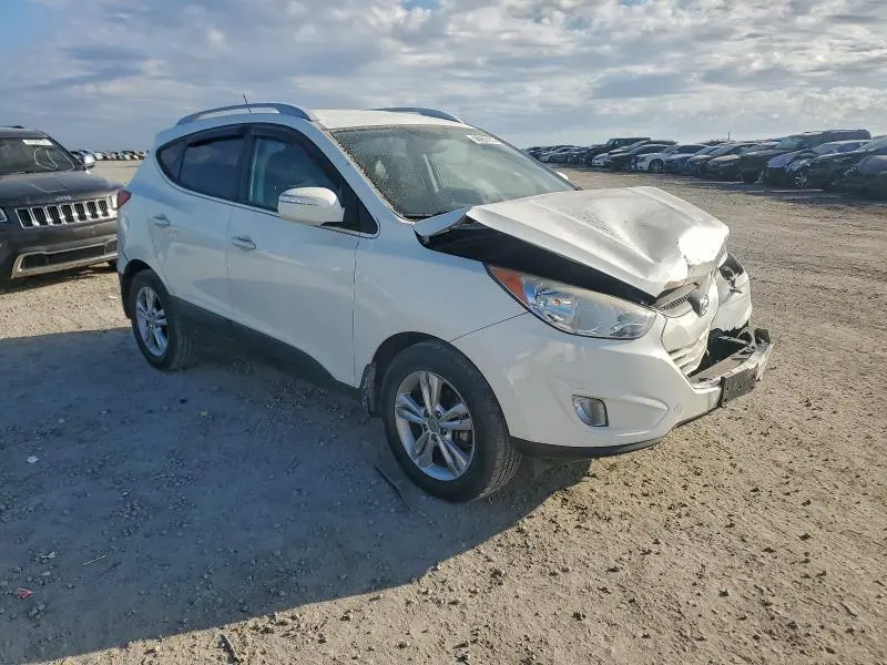 2013 HYUNDAI TUCSON GLS  