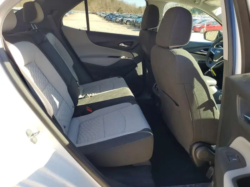 2021 CHEVROLET EQUINOX LS  
