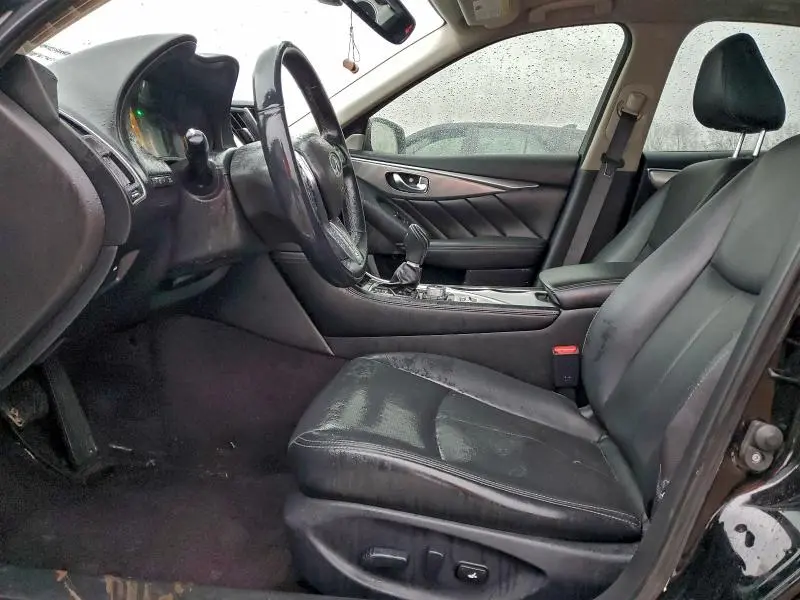 2021 INFINITI Q50 LUXE  