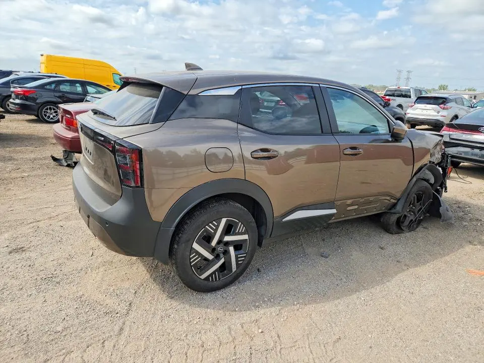2025 NISSAN KICKS SV  