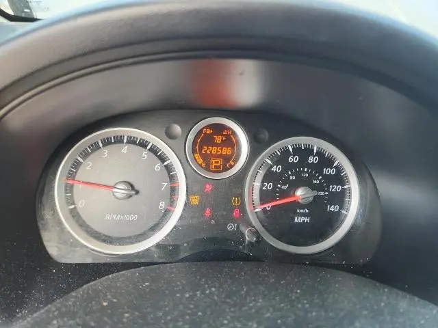 2010 NISSAN SENTRA 2.0  