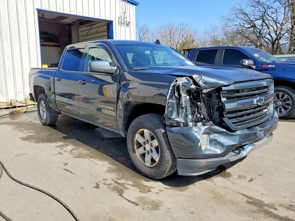 2017 CHEVROLET SILVERADO K1500 LT  