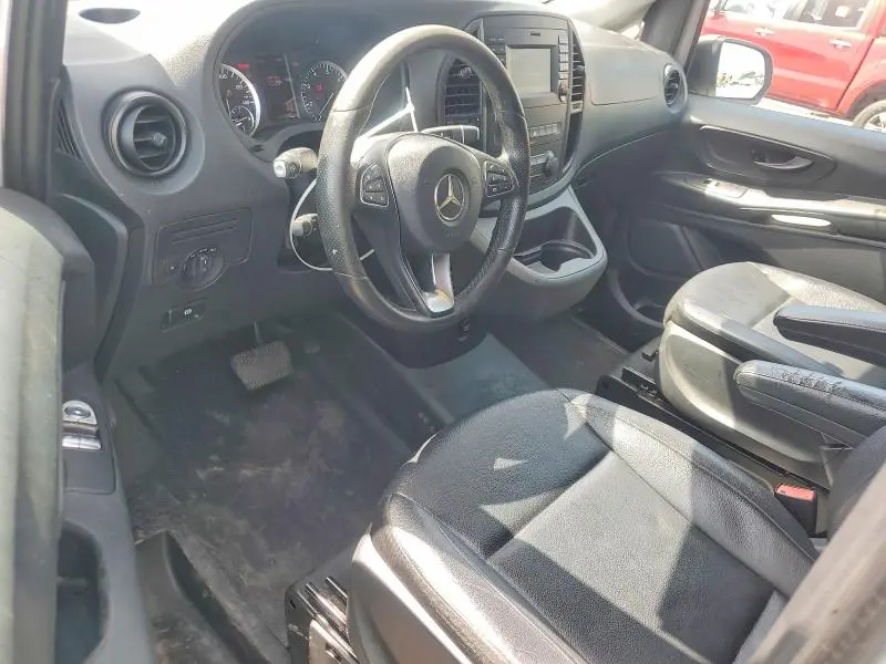 2018 MERCEDES-BENZ METRIS   
