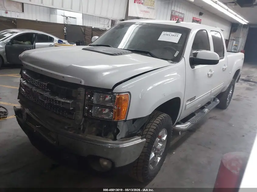 2013 GMC SIERRA 2500HD SLT