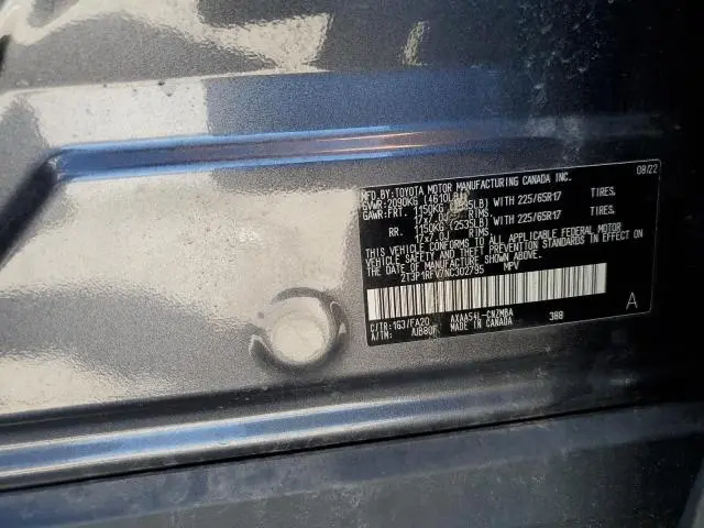 2022 TOYOTA RAV4 XLE  