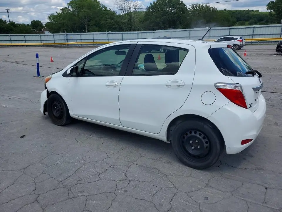 2013 TOYOTA YARIS 5-DOOR LE  