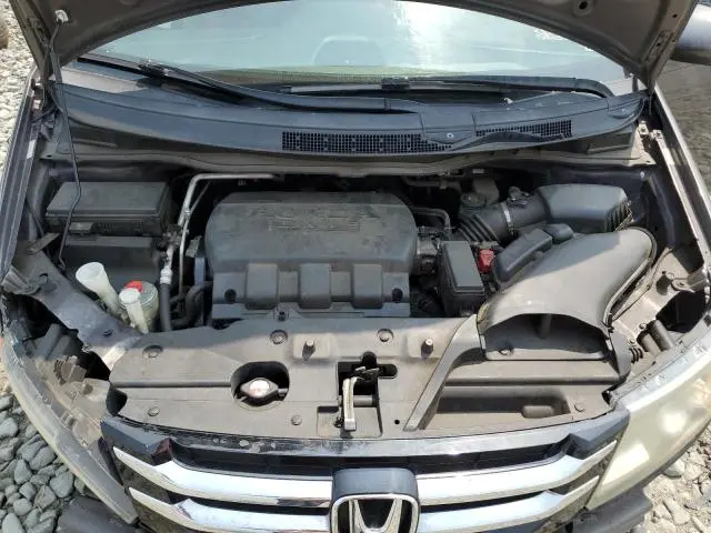 2016 HONDA ODYSSEY SE  
