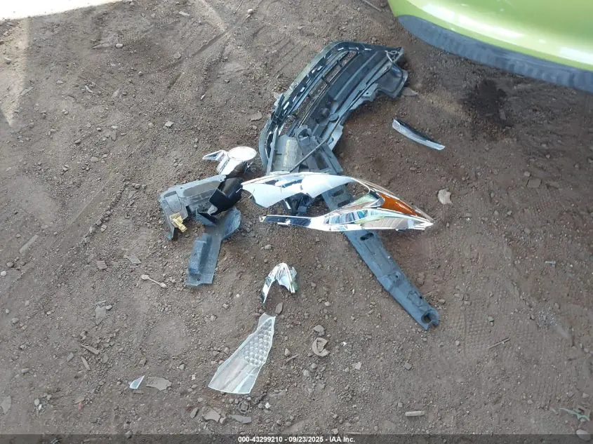 2011 FORD FIESTA SEL