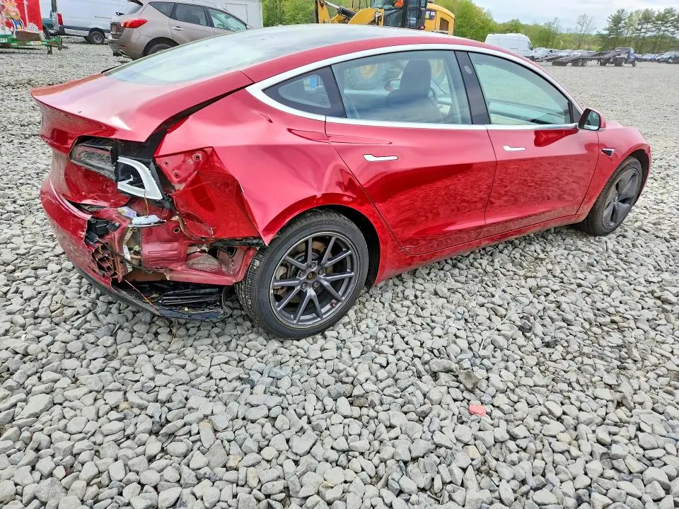 2018 TESLA MODEL 3   
