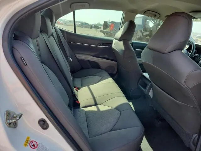 2019 TOYOTA CAMRY LE  