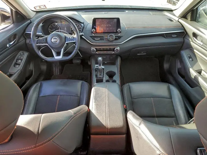 2019 NISSAN ALTIMA SR  