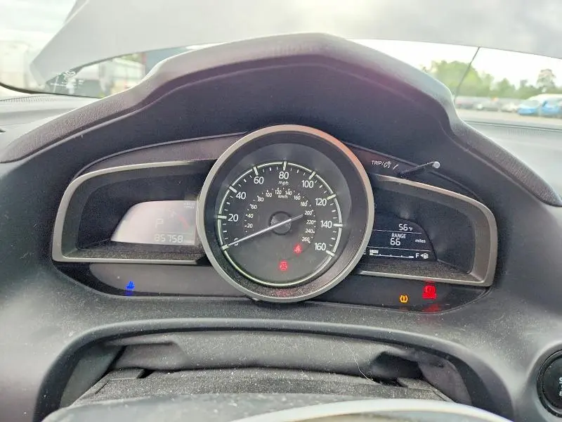 2017 MAZDA 3 TOURING  