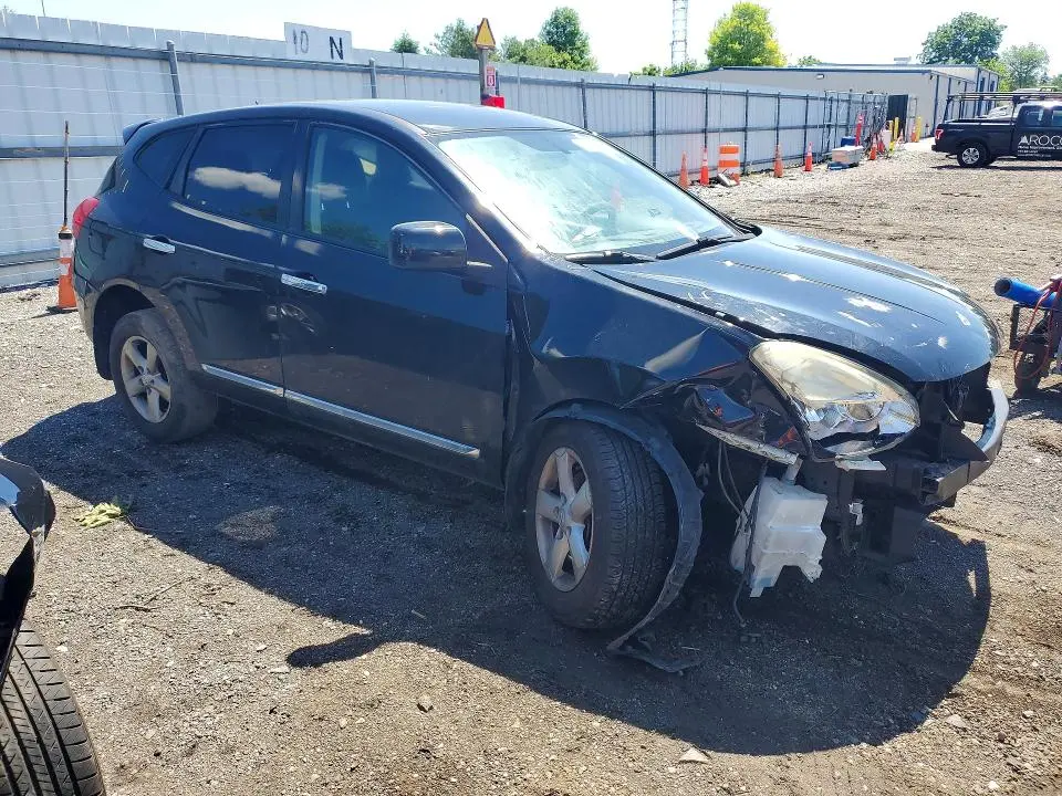 2013 NISSAN ROGUE S  