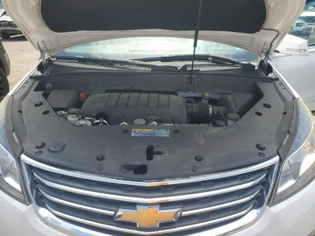 2017 CHEVROLET TRAVERSE LT  