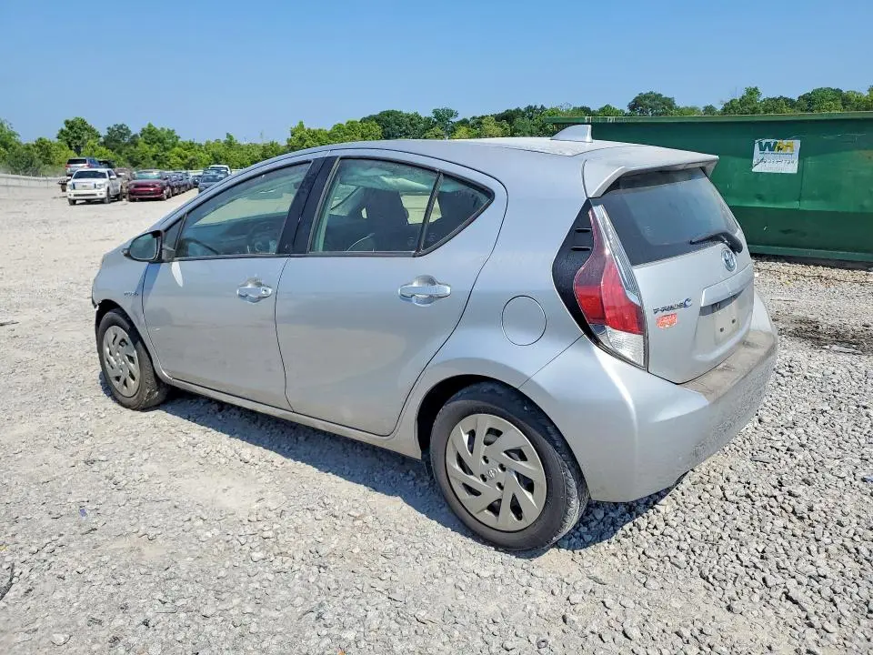 2016 TOYOTA PRIUS C   