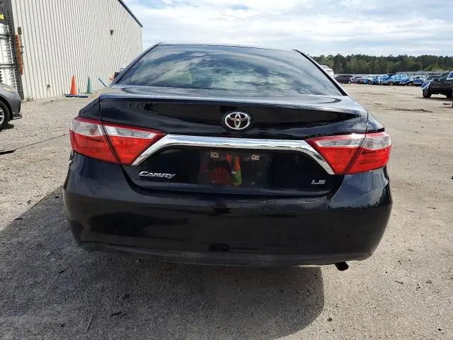 2016 TOYOTA CAMRY LE  