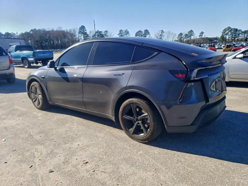 2026 TESLA MODEL Y   