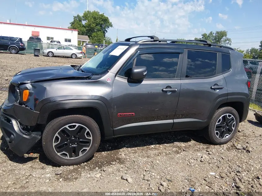 2017 JEEP RENEGADE TRAILHAWK 4X4