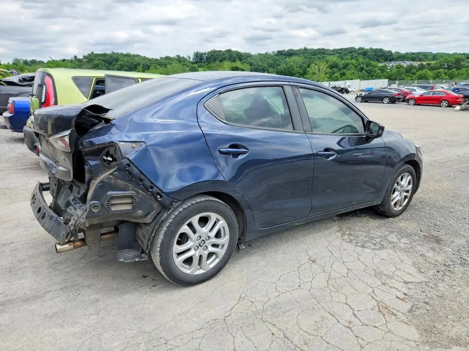 2017 TOYOTA YARIS IA BASE  