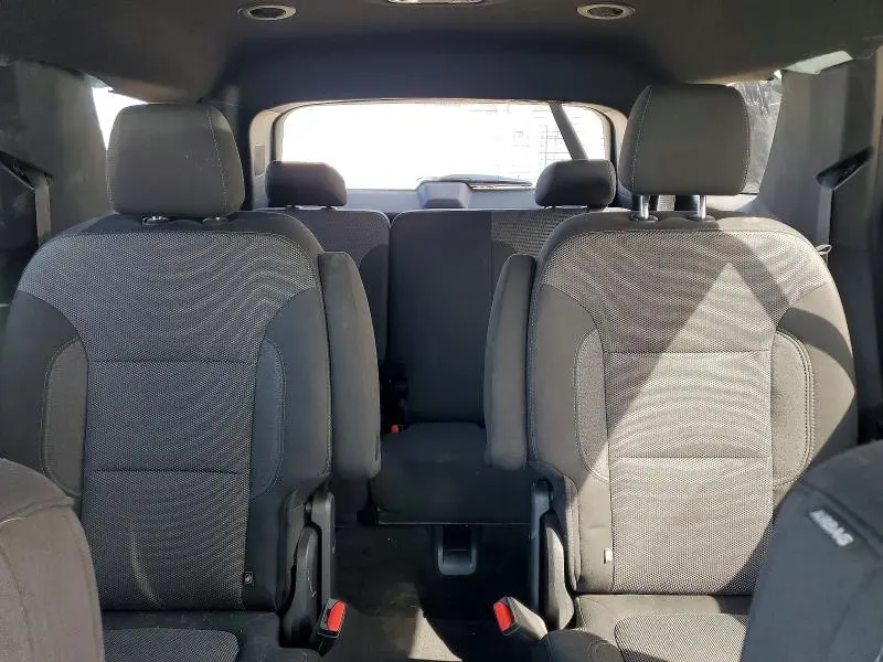 2023 CHEVROLET TRAVERSE LT  